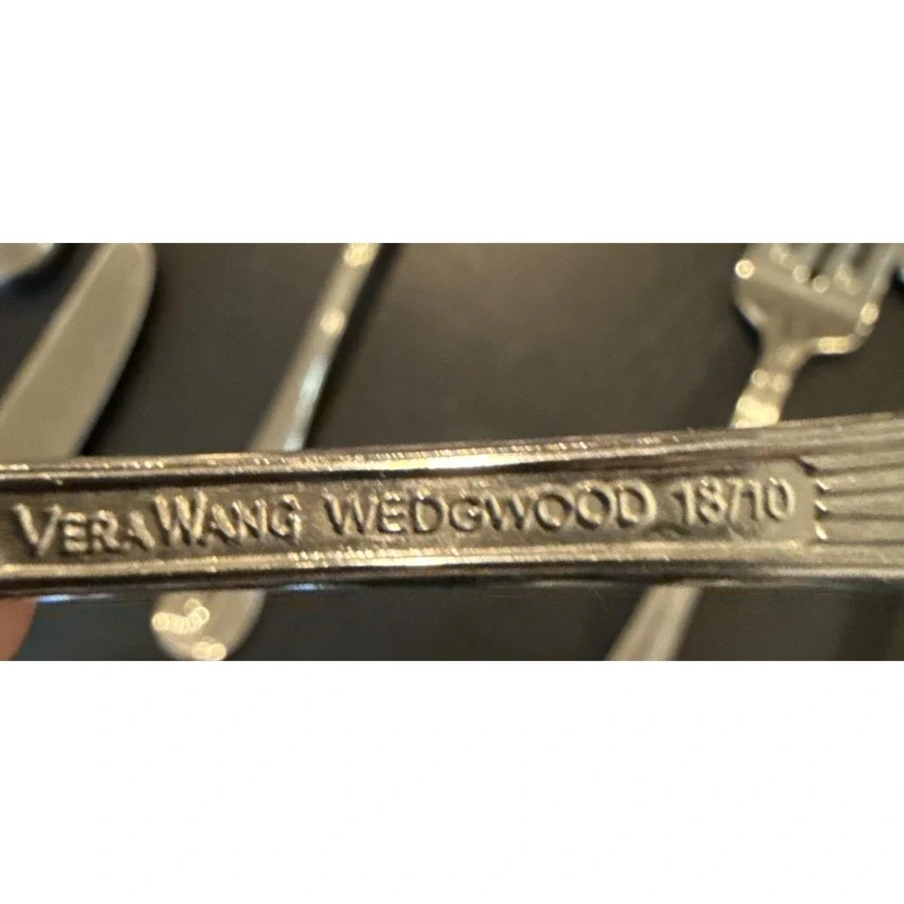 Vera Wang Wedgwood Lariat Nouveau 18/10 Stainless Flatware Variety 42 Piece #1‎